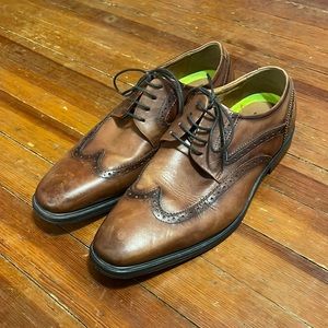 Classic Florsheim Brown Leather Wingtip Loafers size 11.5